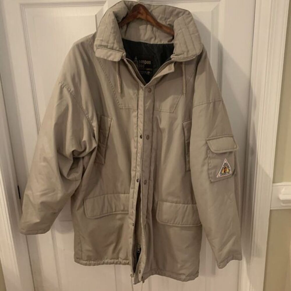 London Fog Mens XL Heavy Tan Coat Zip Vintage Hooded 44‎ R Down Filled